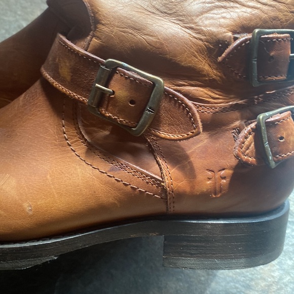 Frye Veronica Back Zip Cognac (brown) Boot size 9 - Picture 7 of 9